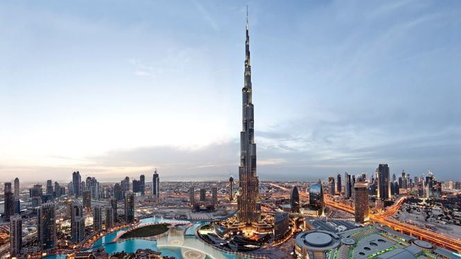Viaja a Dubái, y visita el rascacielos más alto del mundo con Emirates