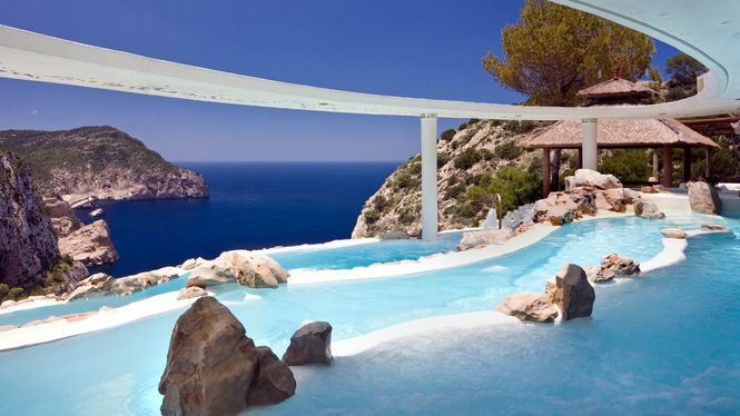 Los caprichos más curiosos de los clientes de lujo de Ibiza