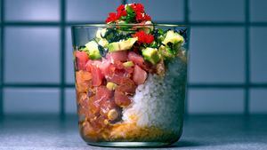 Comer poke bowls de autor en Madrid