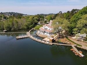 Experiencias para vivir este verano en el lago del castillo de Brindos