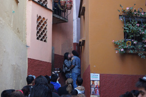 callejon del beso en juanajanto