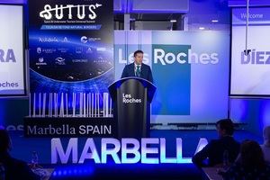 Lo mejor del turismo espacial y turismo subacuático en SUTUS by Les Roches