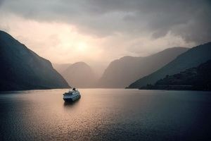 EXPLORA III lanza itinerarios por el norte de Europa con escala en el eclipse solar