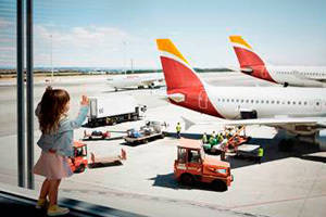 El Grupo Iberia transporta más de dos millones de pasajeros en agosto, un 15,6 por ciento más que en 2014