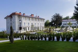MAZABI formaliza la adquisición de un hotel de lujo en Monte Igueldo, San Sebastián