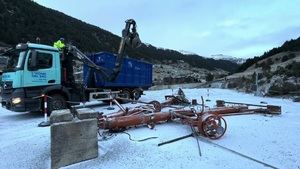 Andorra retira el último telesquí obsoleto del Valle de Incles