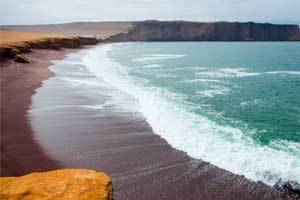 Las mejores playas de Perú para los que huyen del frío