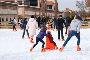 Matadero Madrid abre este viernes su pista de hielo