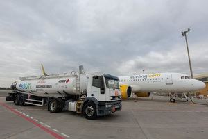 Vueling trabaja con Cepsa para impulsar el desarrollo de combustibles sostenibles