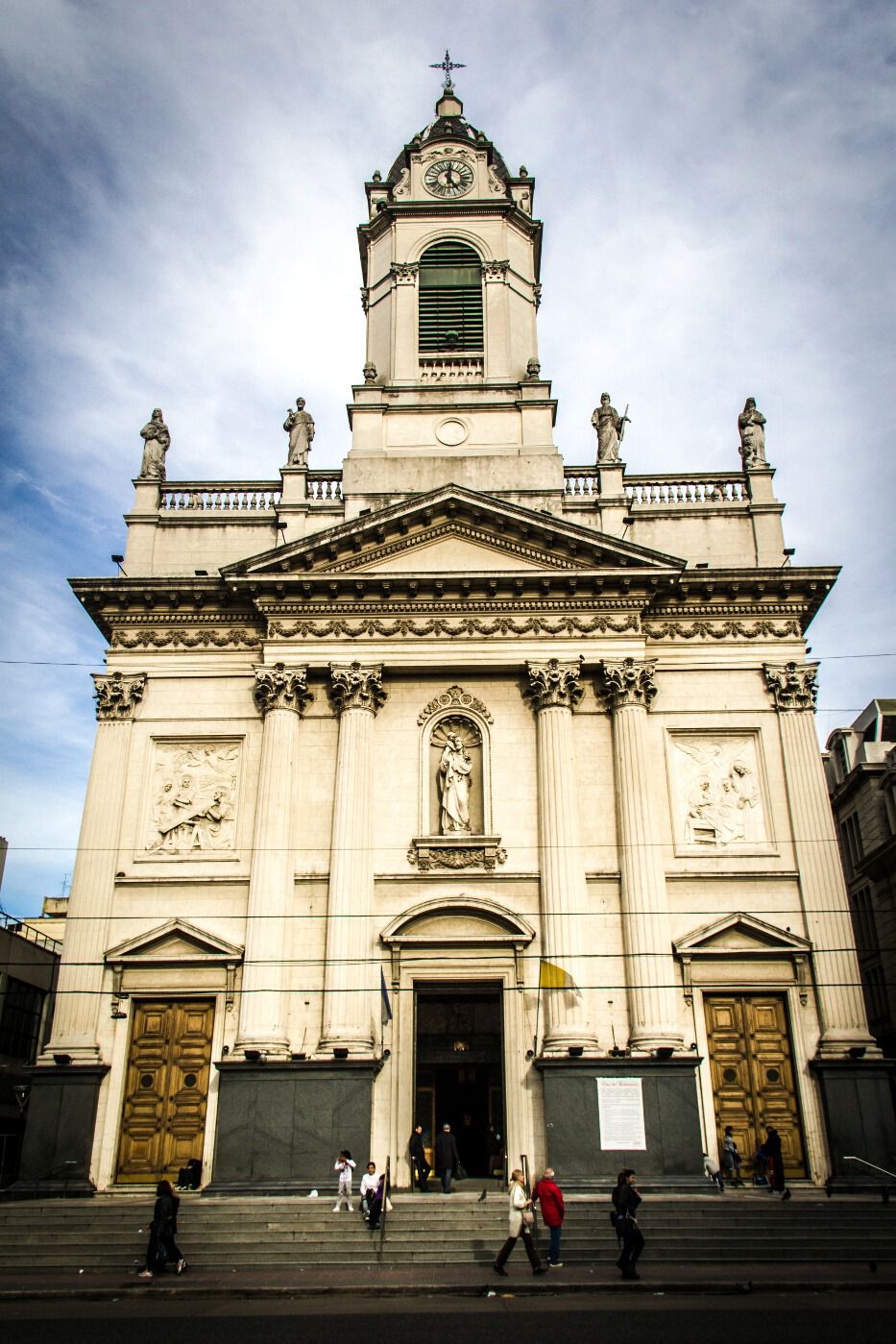 Basilica San Jose de Flores