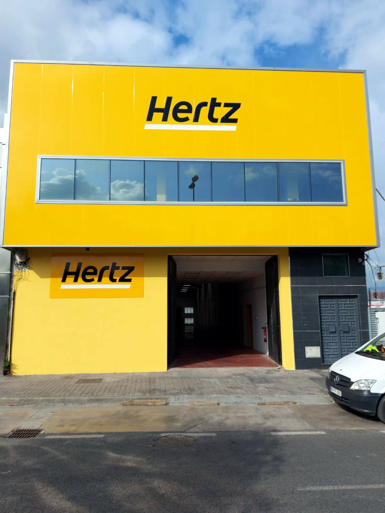 Nueva oficina Hertz en Málaga