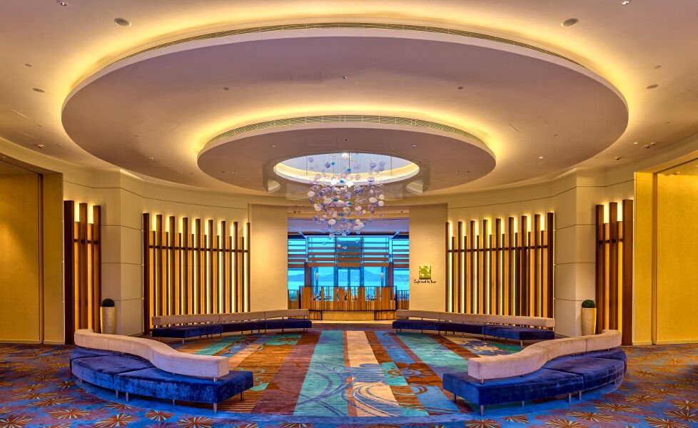 Lobby del Auberge Discovery Bay en Hong Kong