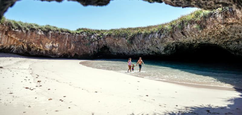 Playa Escondida