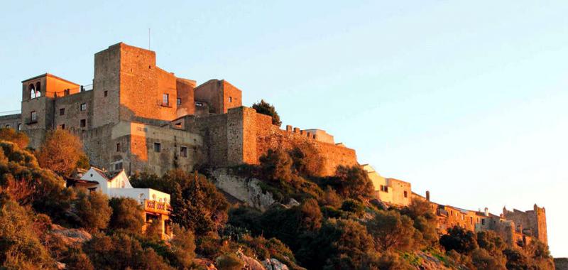 Castillos de piedra con señal wi-fi 