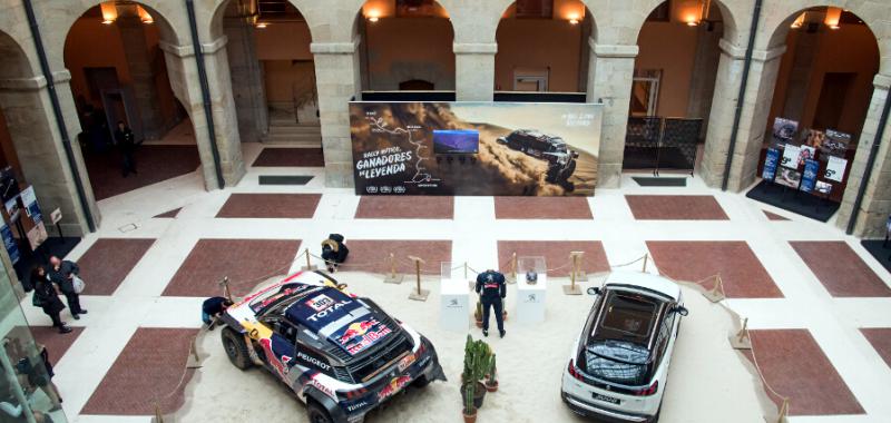 La presidencia de la Comunidad de Madrid homenajea a Carlos Sainz y Lucas Cruz 