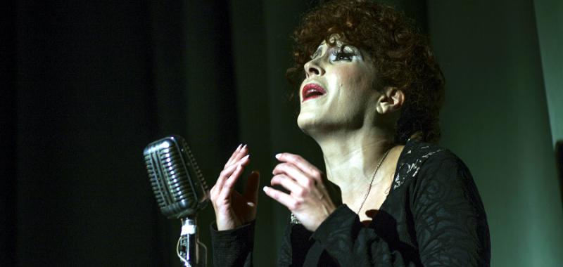 Piaf, voz y delirio 